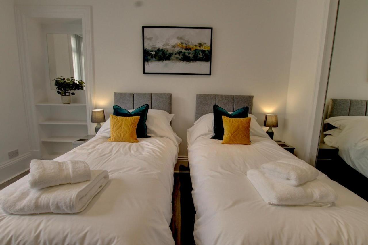 Bright & Stylish Apartment Dundee Exteriör bild